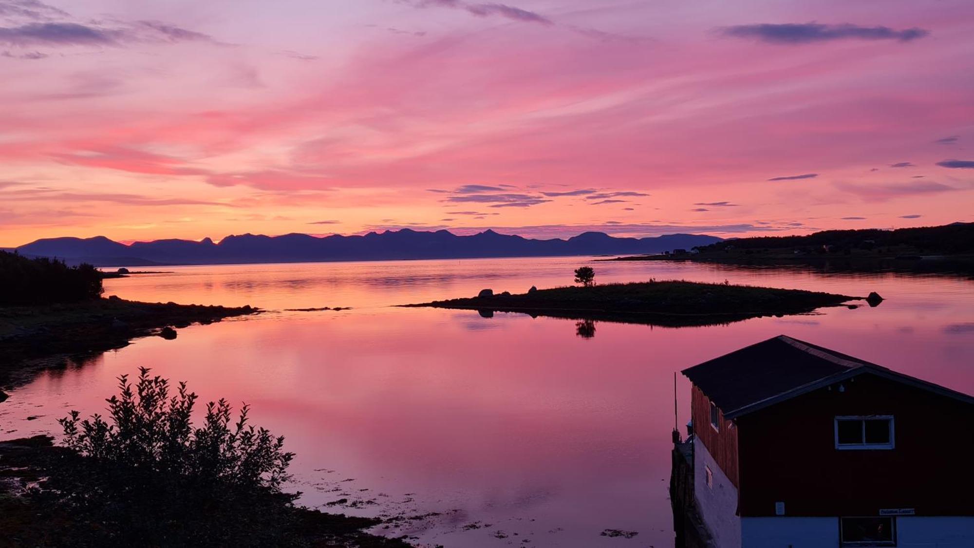 Prima Lofoten Myrland Eksteriør billede